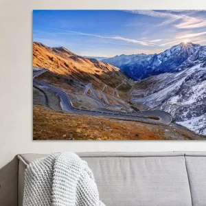 Zonsopgang op de Stelvio pas van Achim Thomae Photography - NL1821092M13S75x50 Dernière Chance