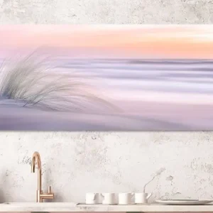 Zacht kustlandschap bij zonsondergang van Poster Art Shop - NL1636368M13S95x40 Remise